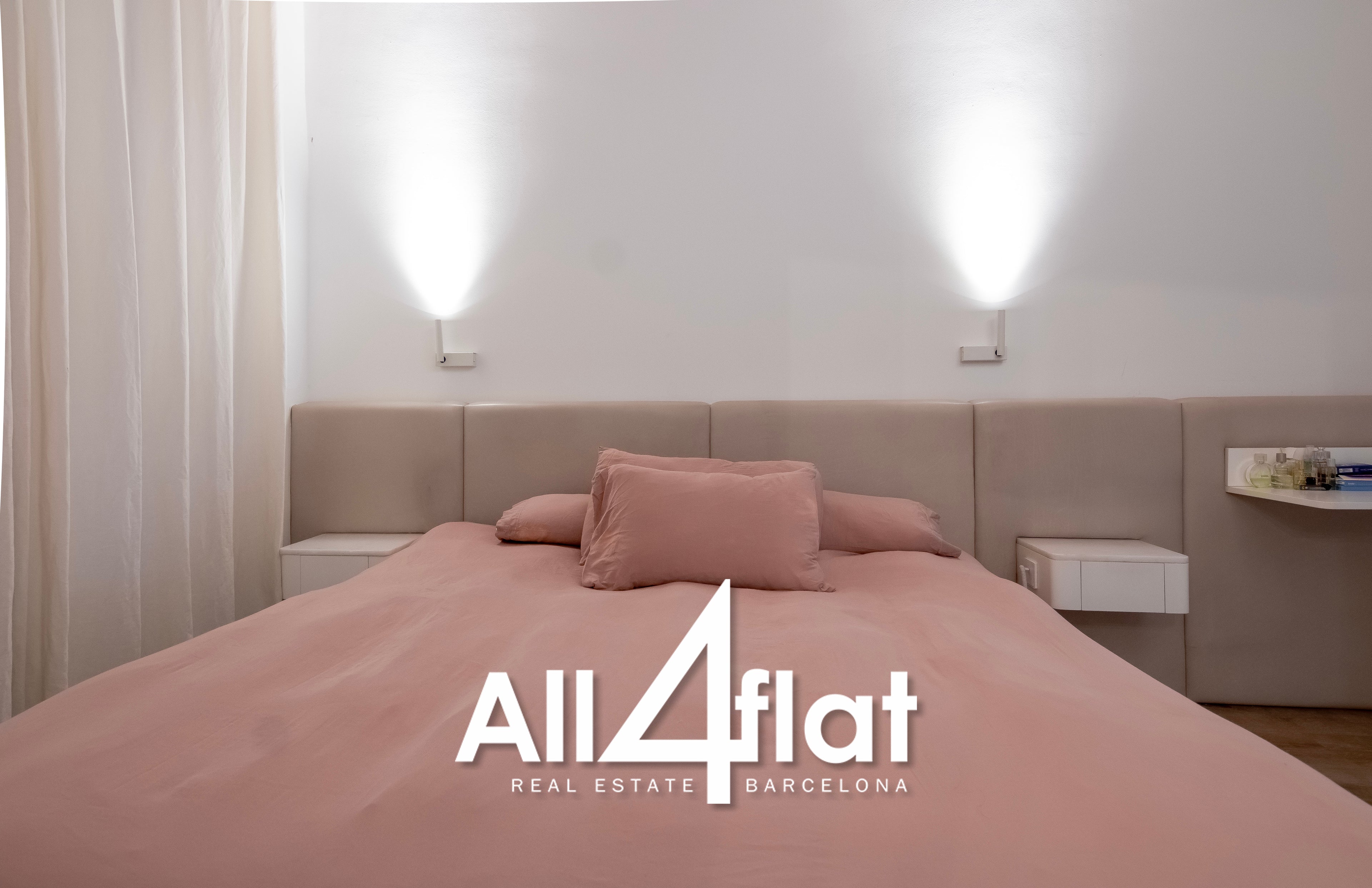 C/ Comte Urgell - Réf: 000003D 