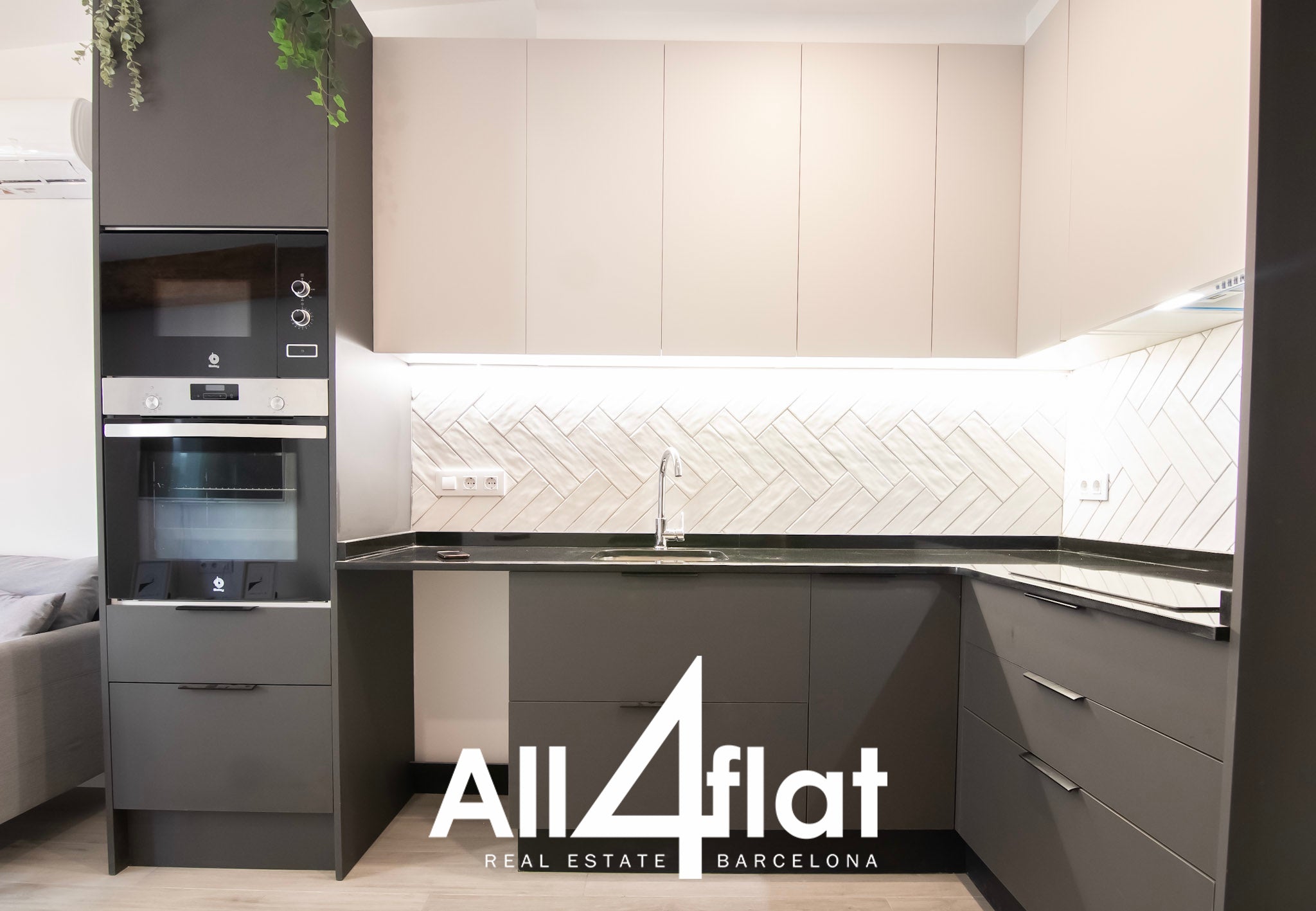 Rue Guardia - Réf. : 003063B