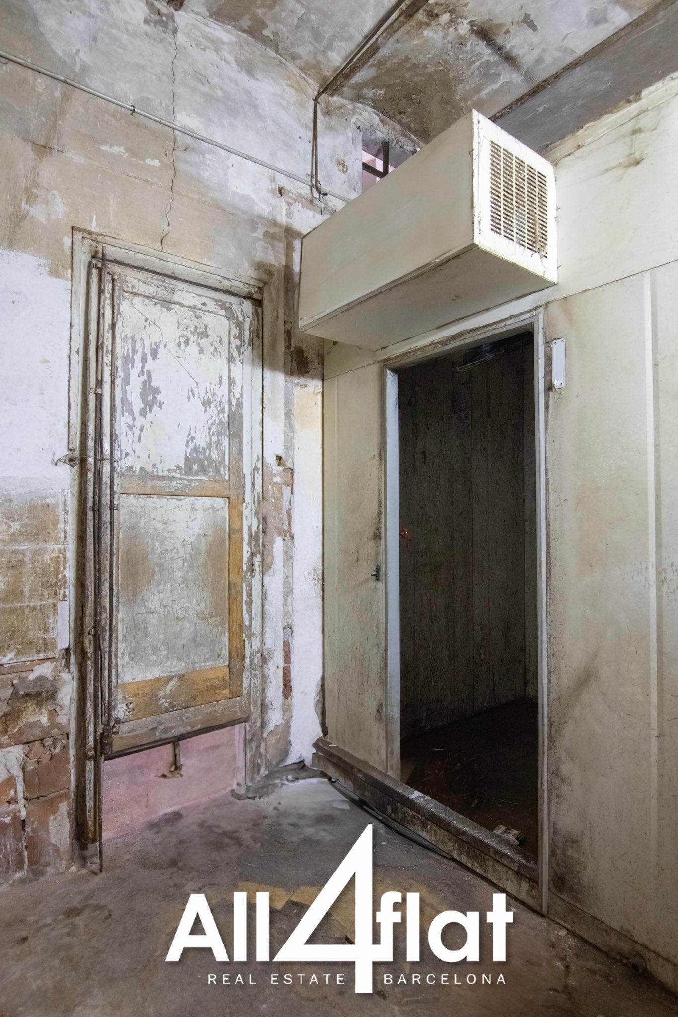 C/ Sant Elíes - Ref: 003480