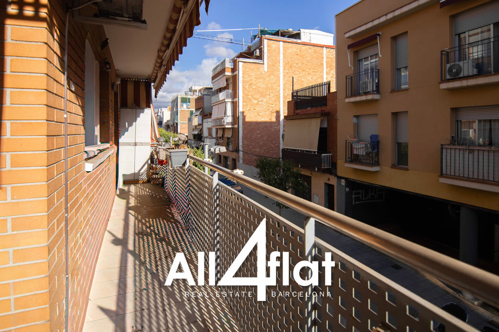 C/ Catalunya - Réf. : 003602 