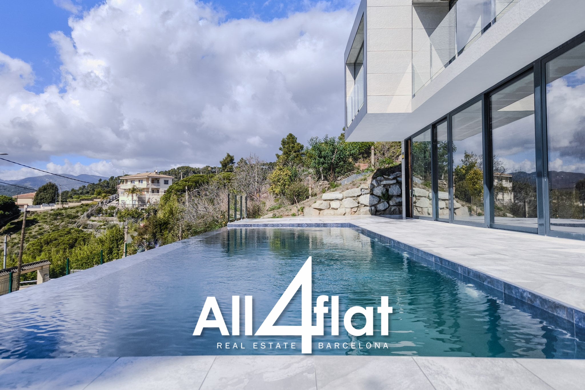 C/ Mimosa - Réf. : 003205 