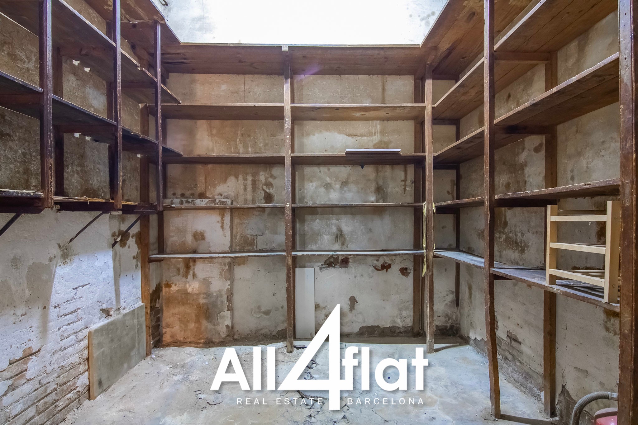 C/ Sant Elíes - Ref: 003480