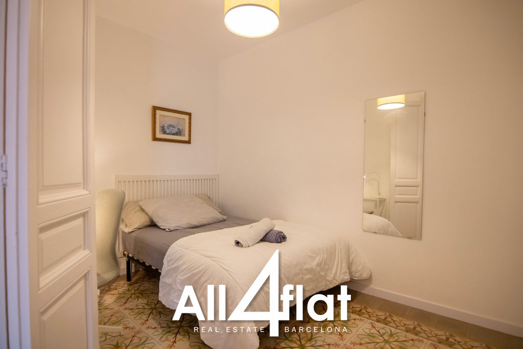 C/ Vilamarí - Réf. : 003586 