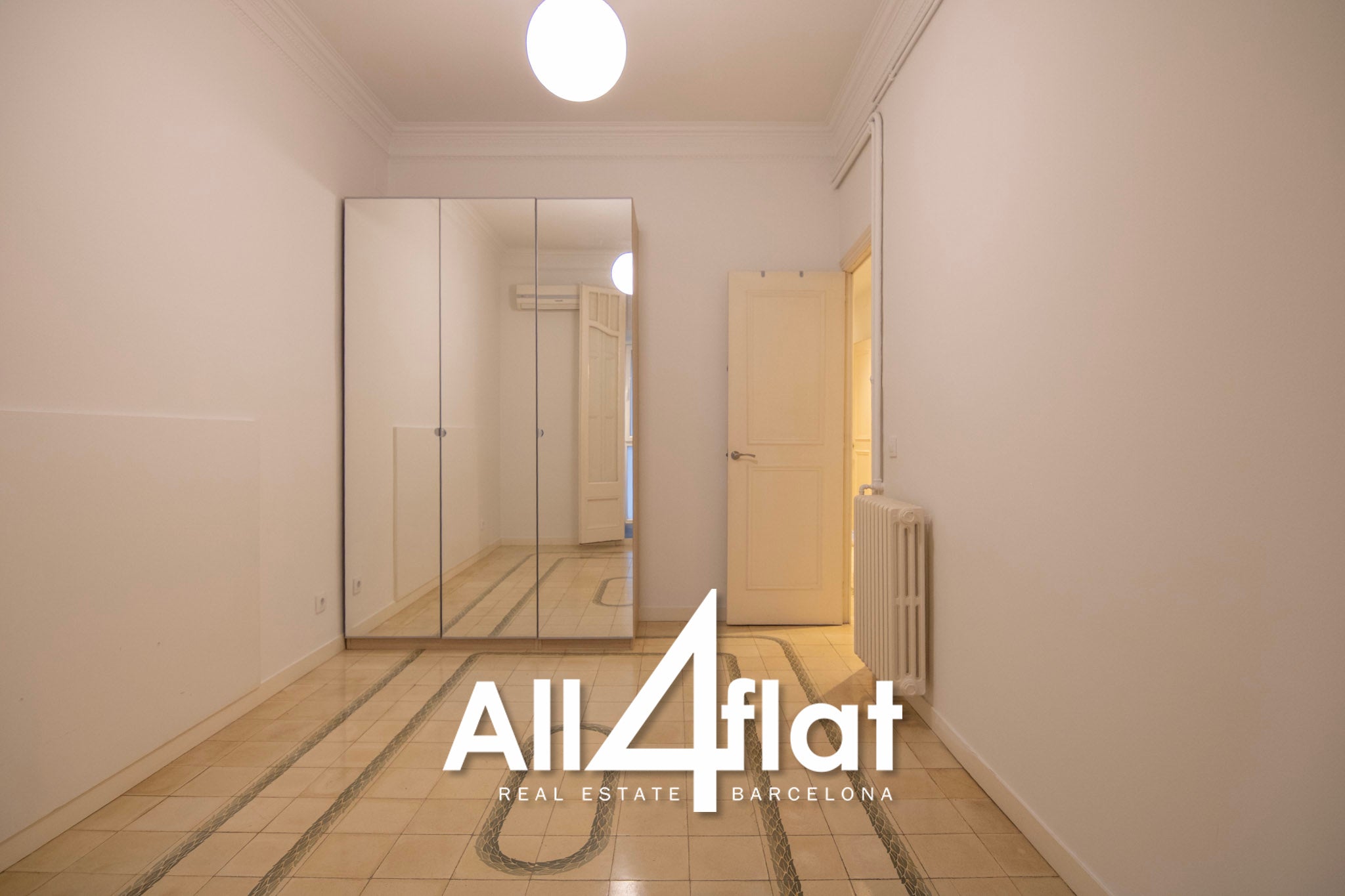 Rue Muntaner - Réf. : 003606 