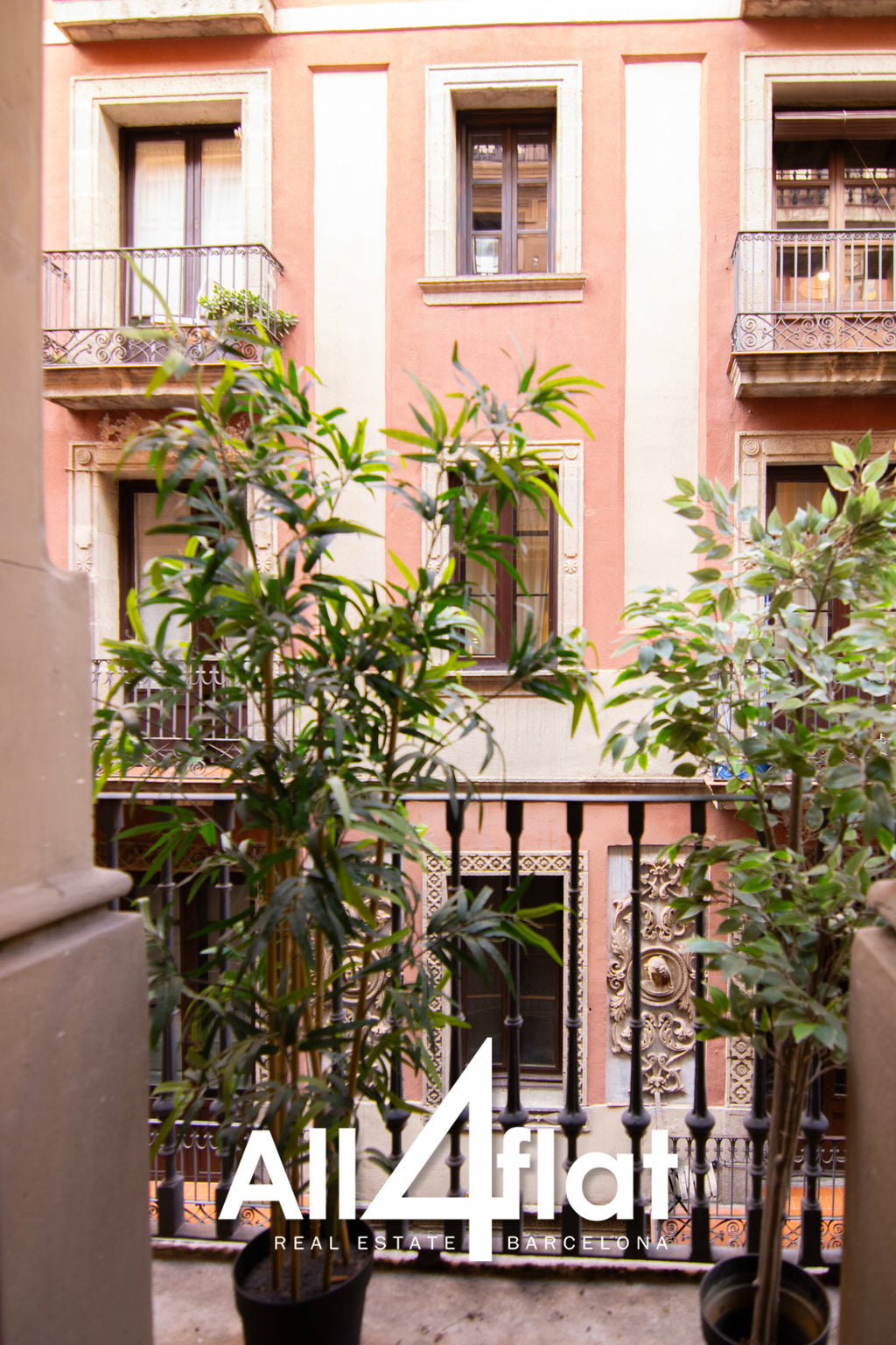 C/ Escudellers - Réf. : 003603 