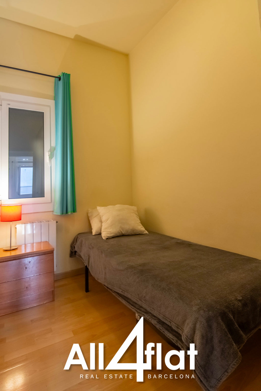 C/ Parallèle - Réf. : 002288E 