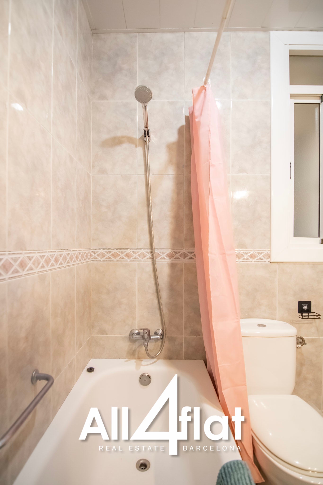 C/ Piquer - Réf. : 003608 