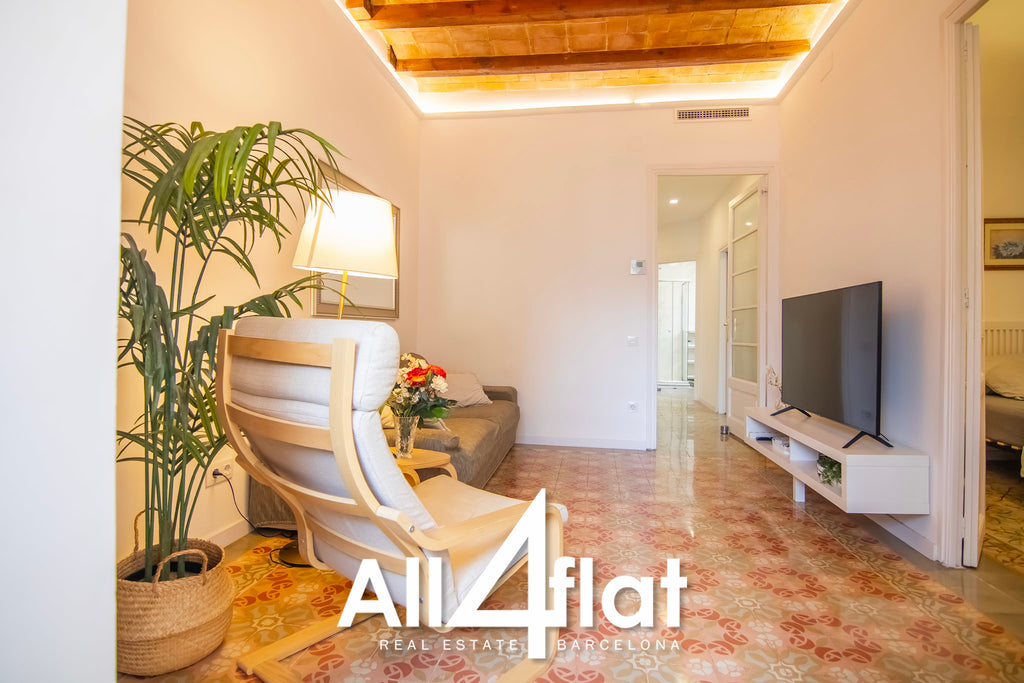 C/ Vilamarí - Réf. : 003586 