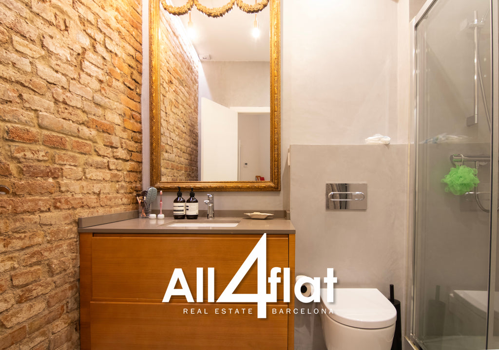 C/ Comte Urgell - Réf: 000003D 