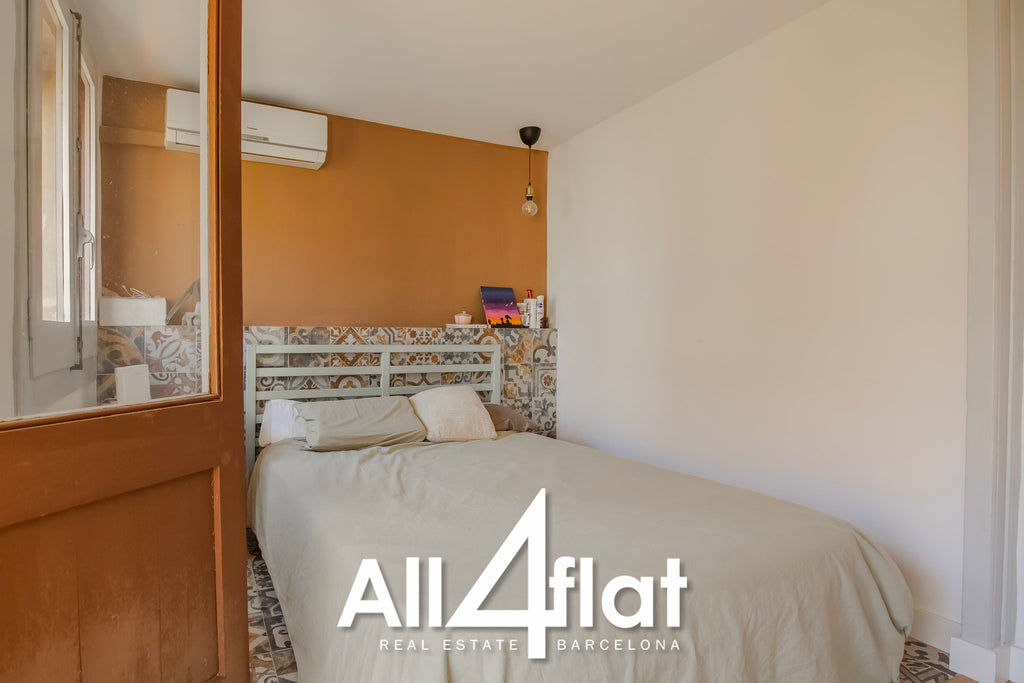 Place Olles - Réf. : 003392A 