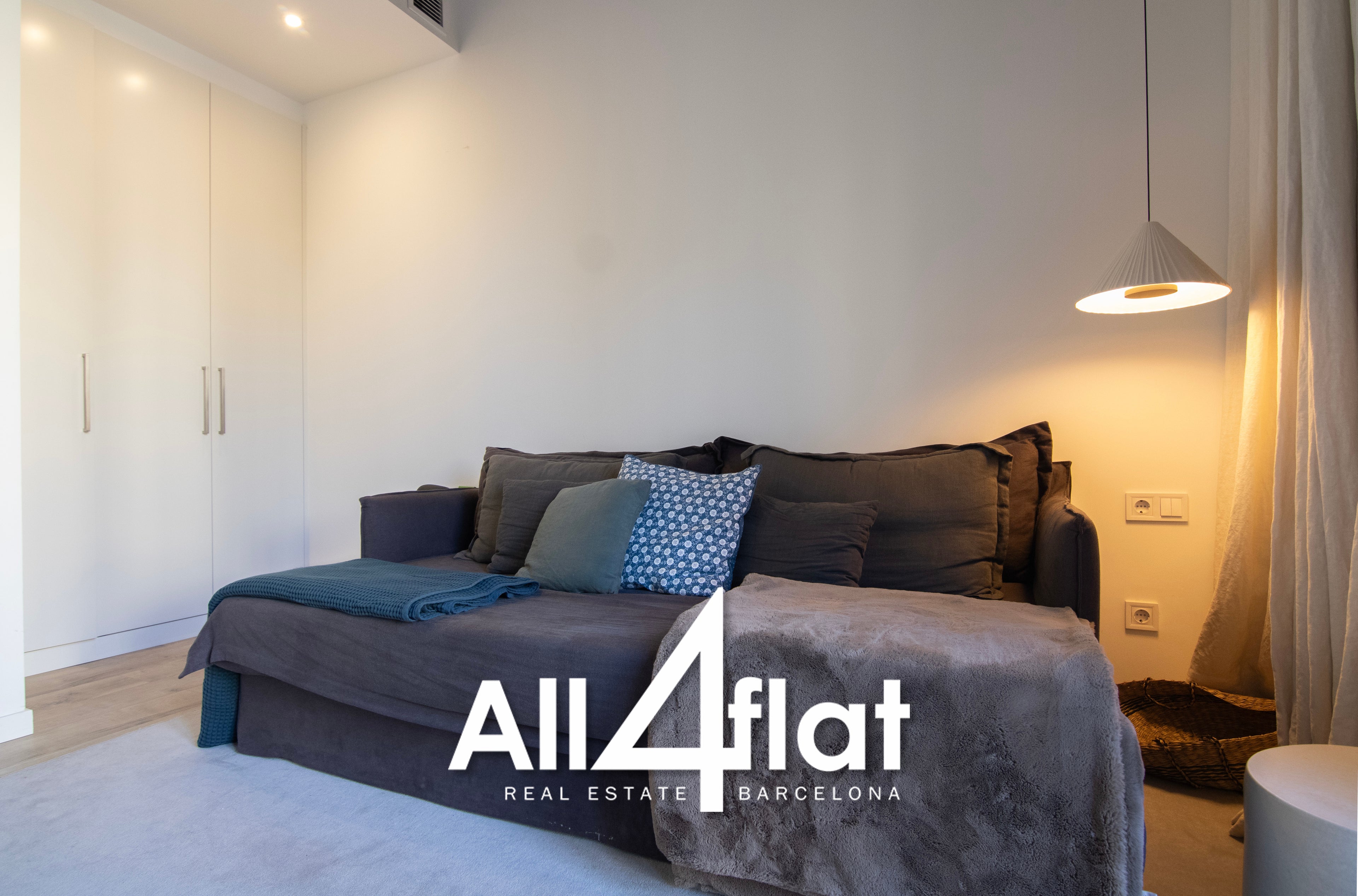 C/ Comte Urgell - Réf: 000003D 