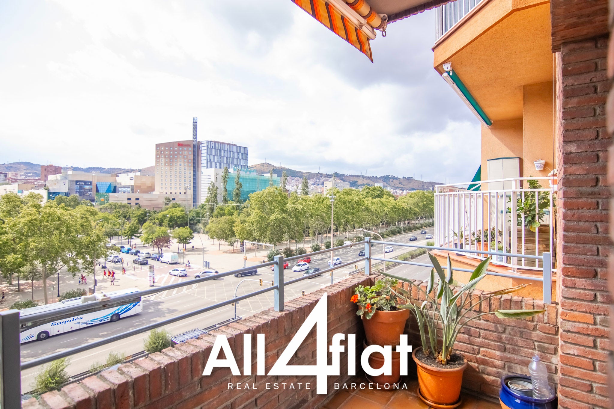 Avda Meridiana - Ref: 003555