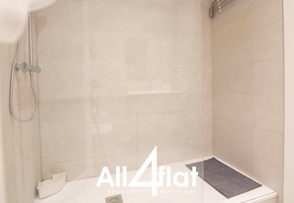 Rue Guardia - Réf. : 003063B