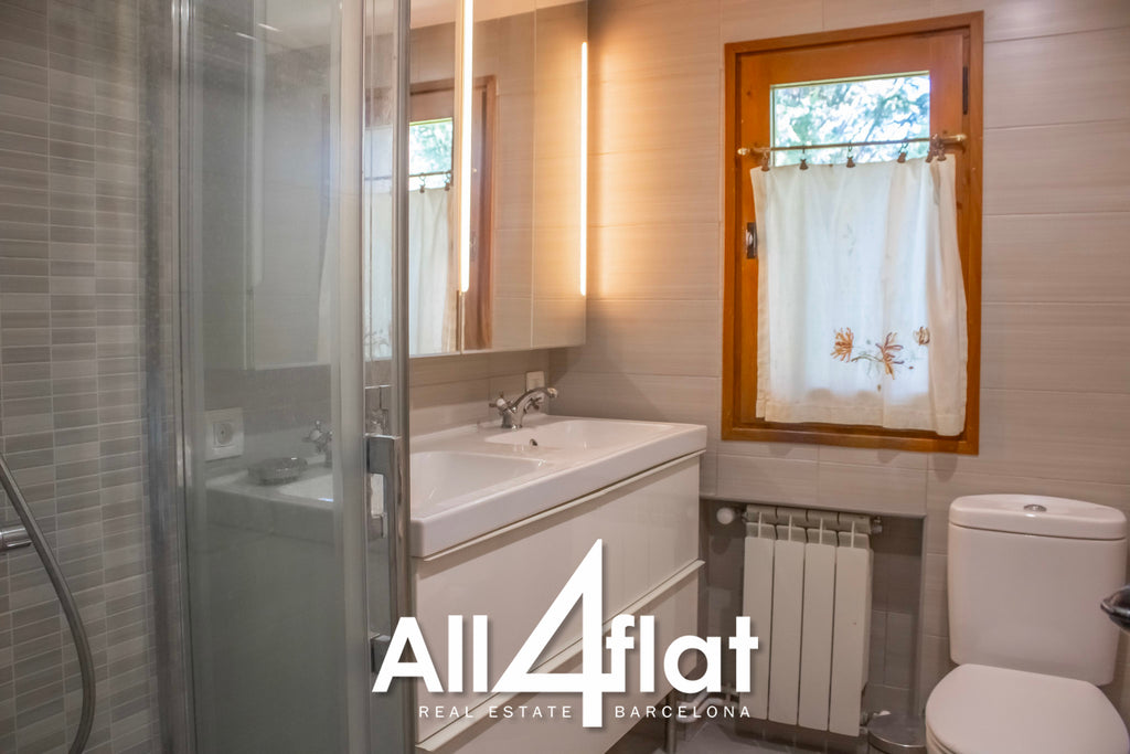 Avda Cerdanya - Ref: 003559