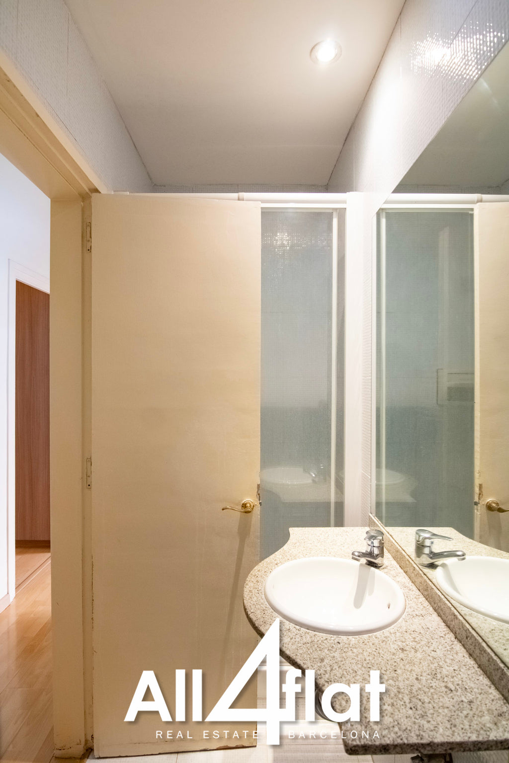 C/ Parallèle - Réf. : 002288E 