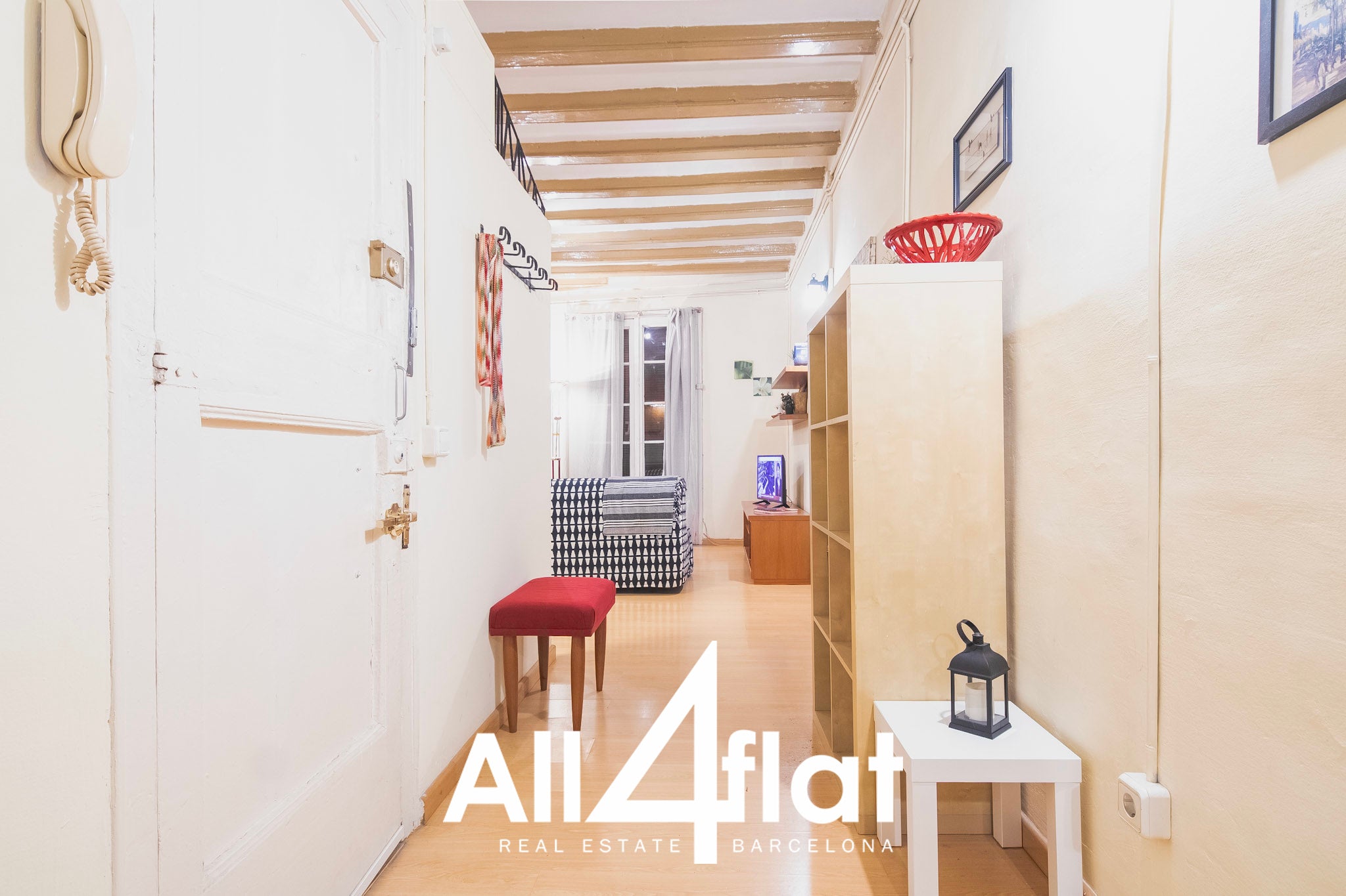 Rue des Bouteilles - Réf. : 003095B 