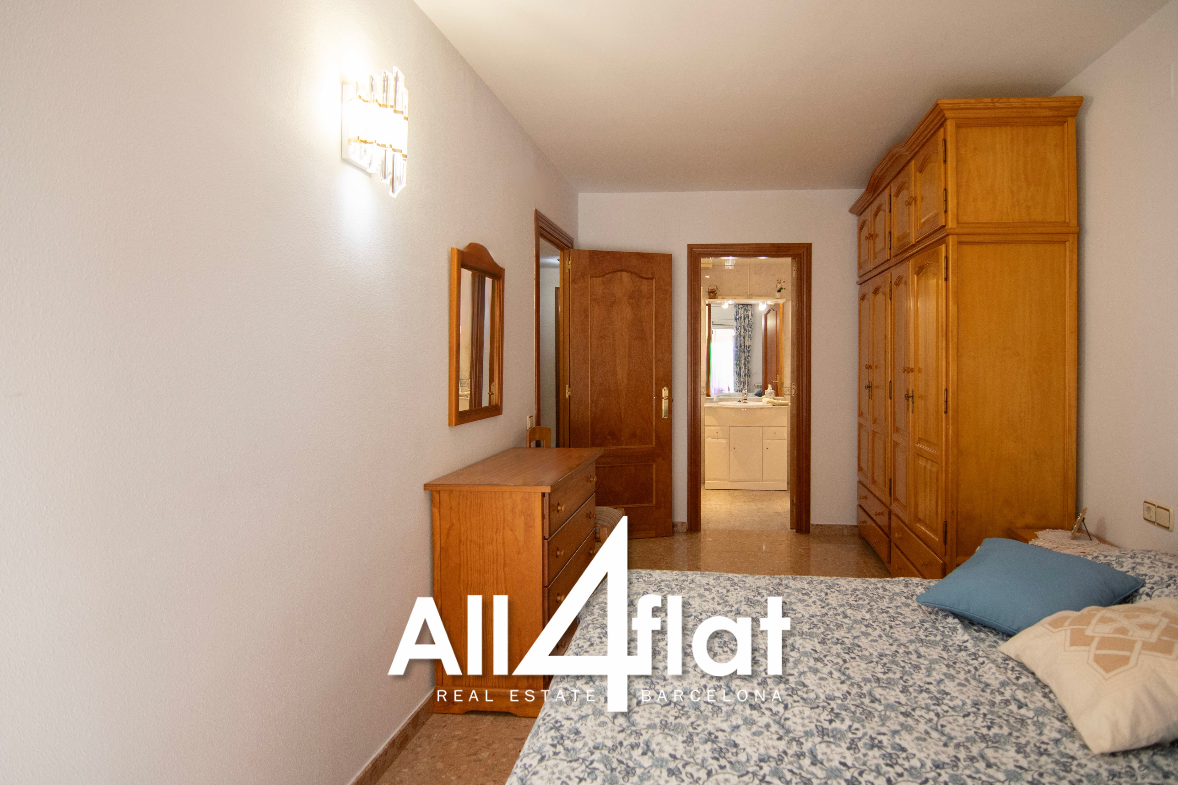 C/ Catalunya - Réf. : 003602 