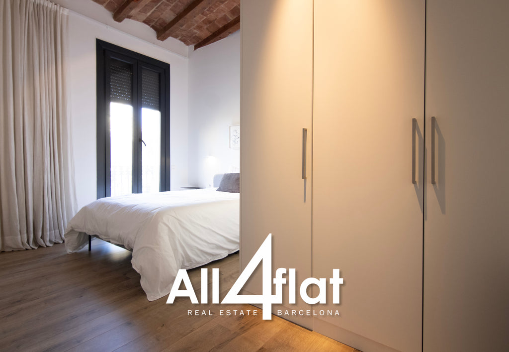 C/ Comte Urgell - Réf: 000003D 