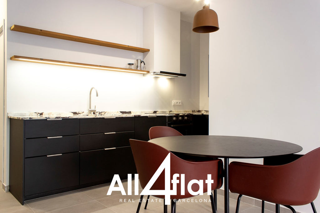 C/ Radas - Ref: 000696M