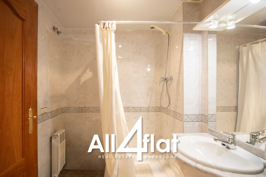 C/ Catalunya - Réf. : 003602 