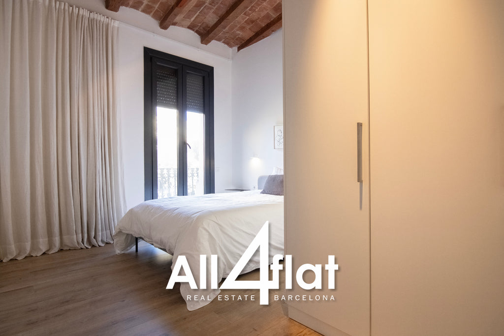 C/ Comte Urgell - Réf: 000003D 