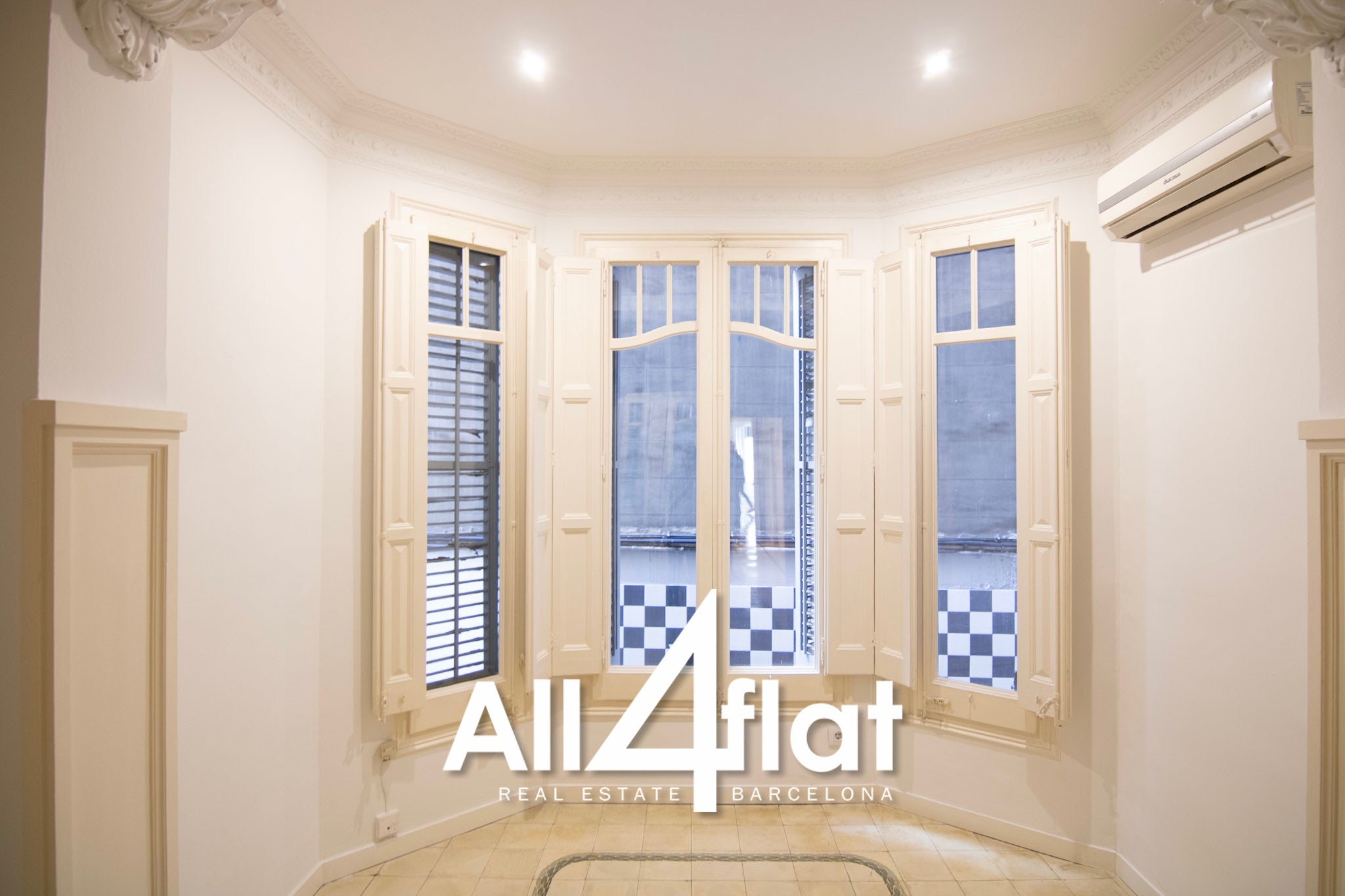 Rue Muntaner - Réf. : 003606 