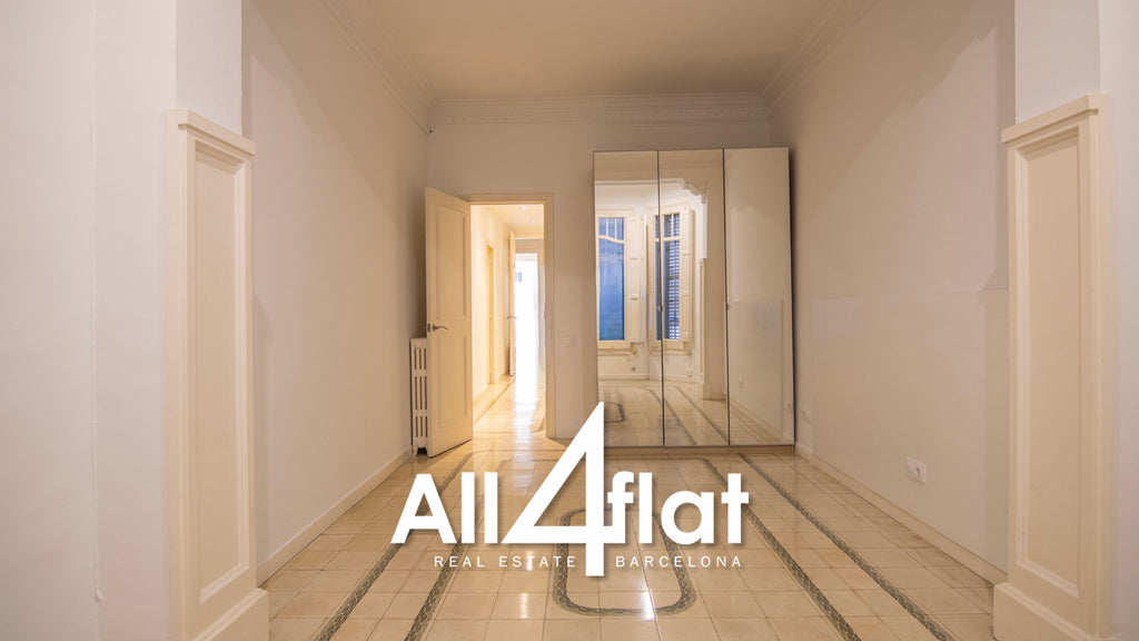 Rue Muntaner - Réf. : 003606 