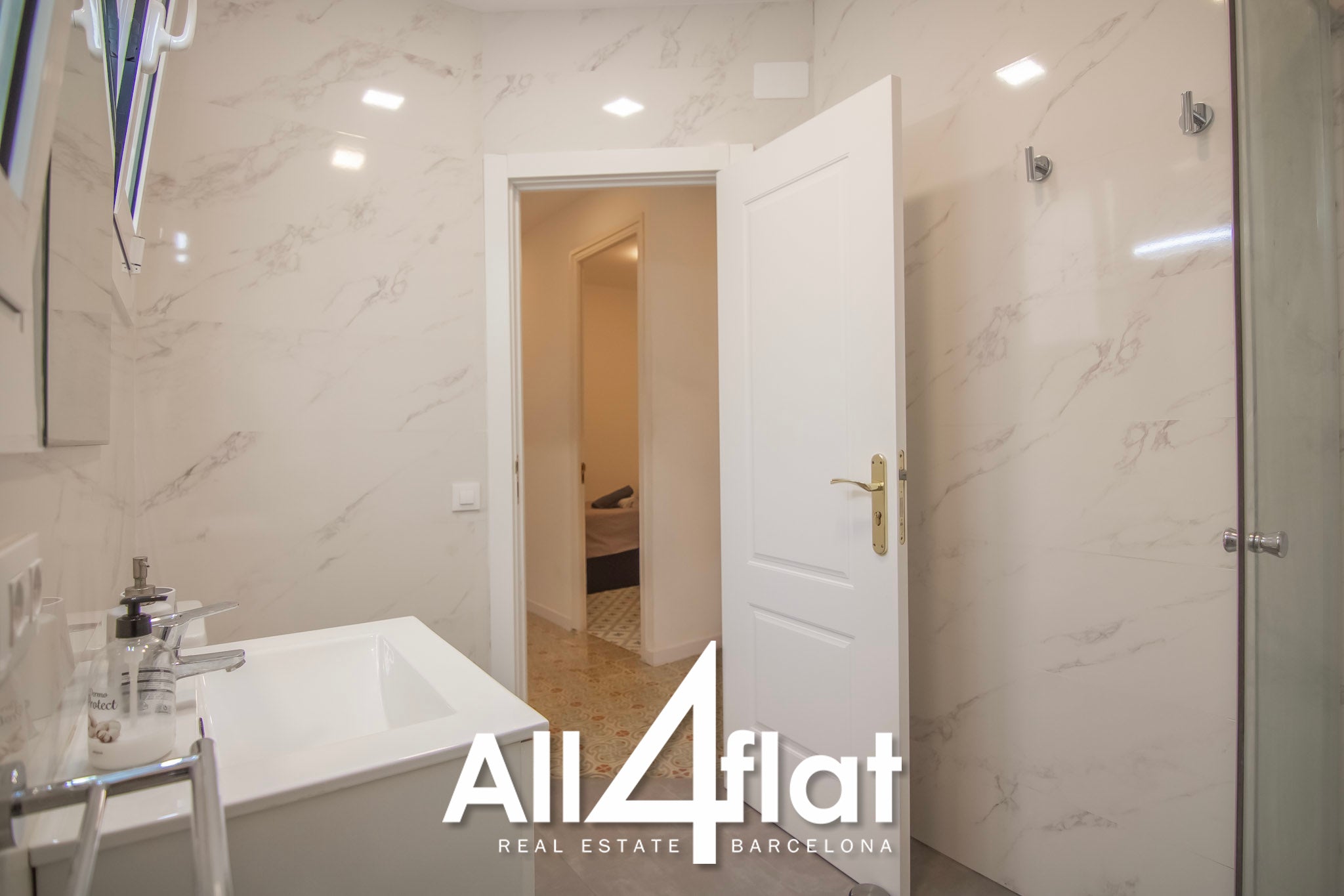 C/ Vilamarí - Réf. : 003586 