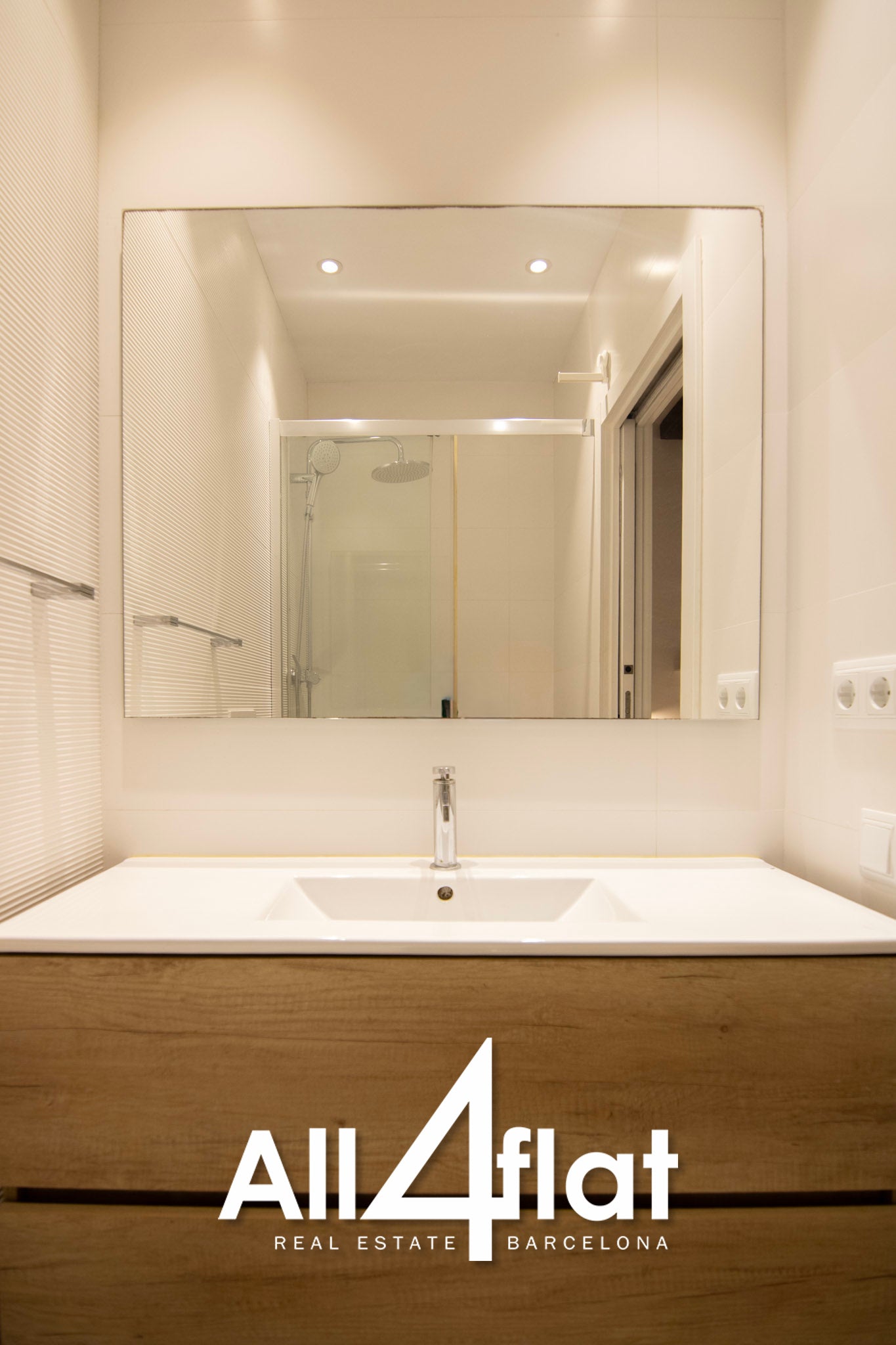 C/ avinyó - Réf. : 000308H 