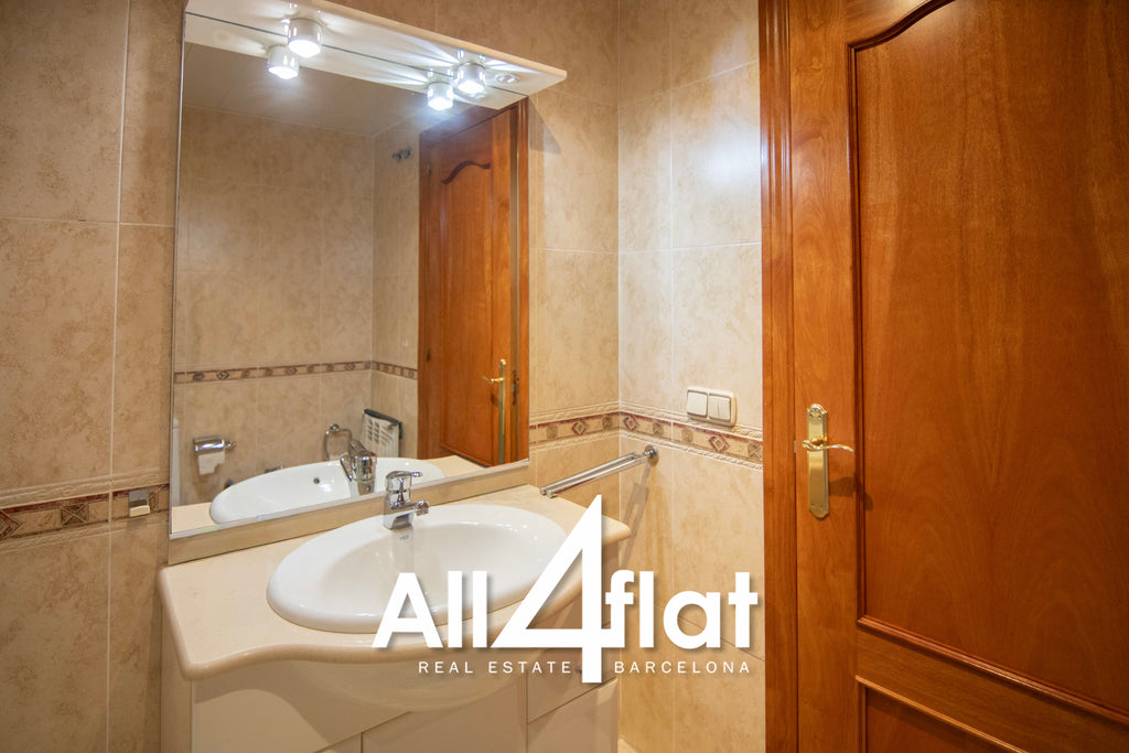 C/ Catalunya - Réf. : 003602 