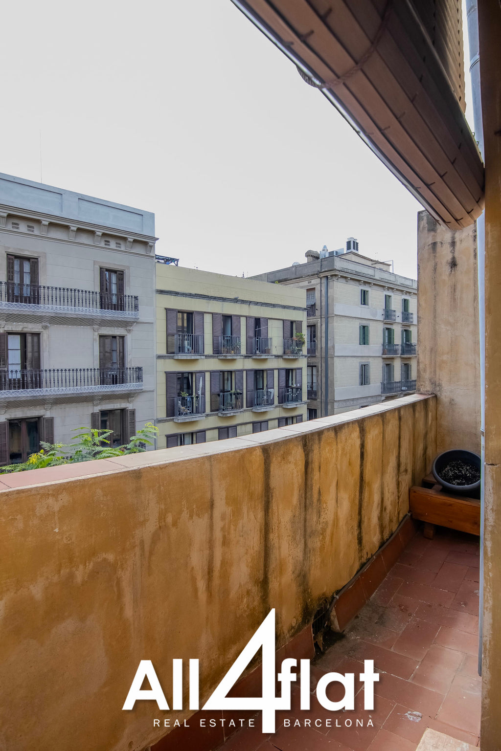 Place Olles - Réf. : 003392A 