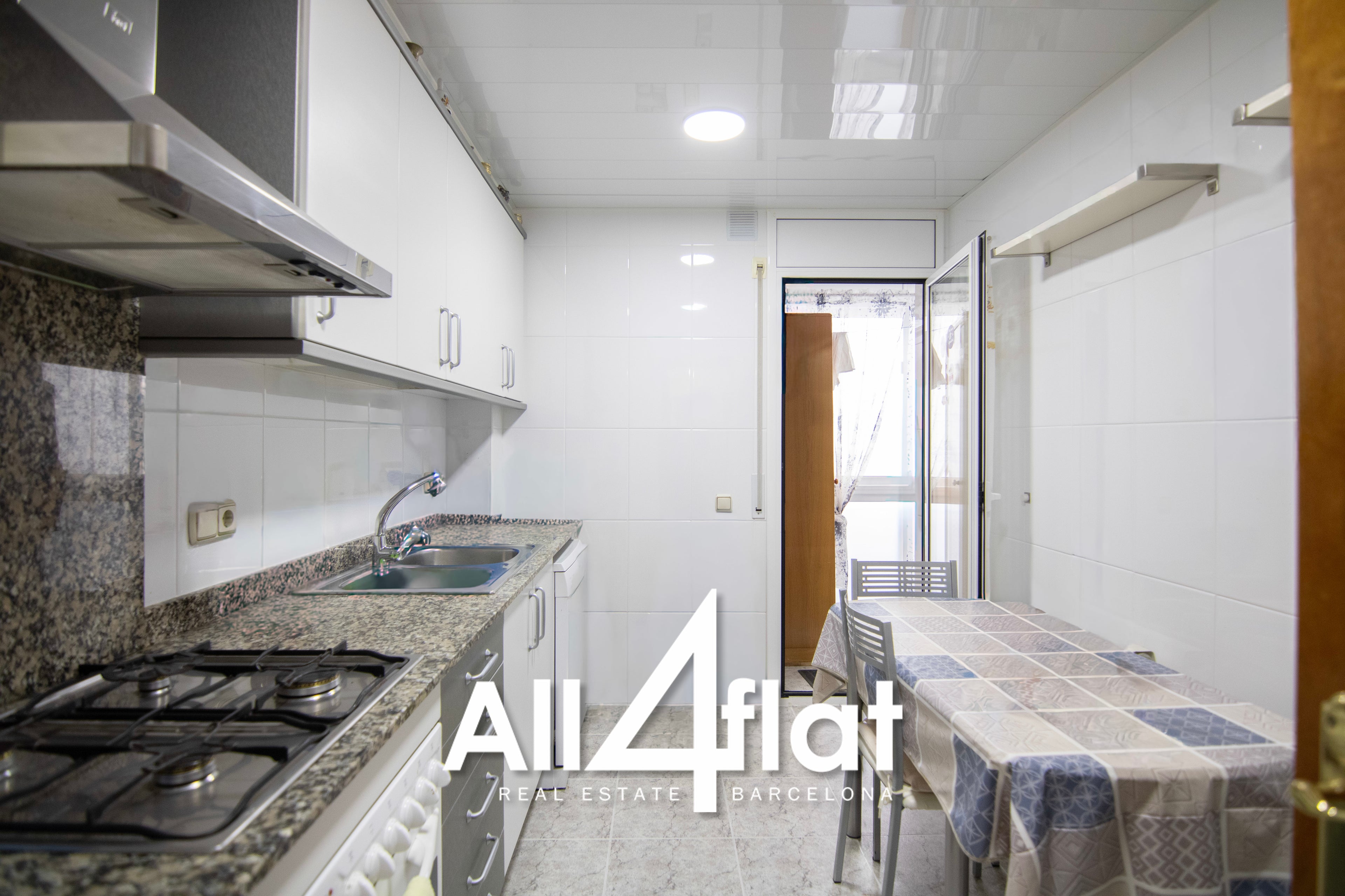 C/ Catalunya - Réf. : 003602 