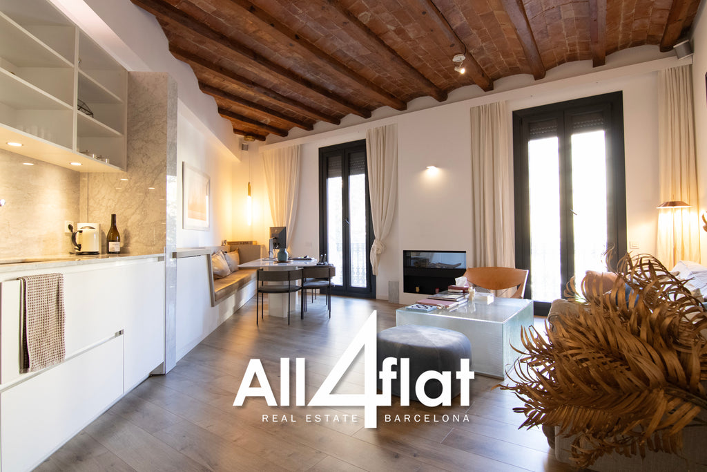 C/ Comte Urgell - Réf: 000003D 