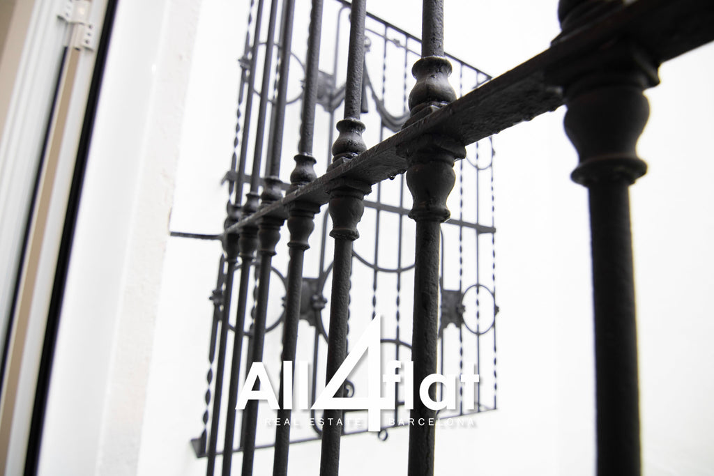 C/ Hostalfrancs - Réf. : 003600