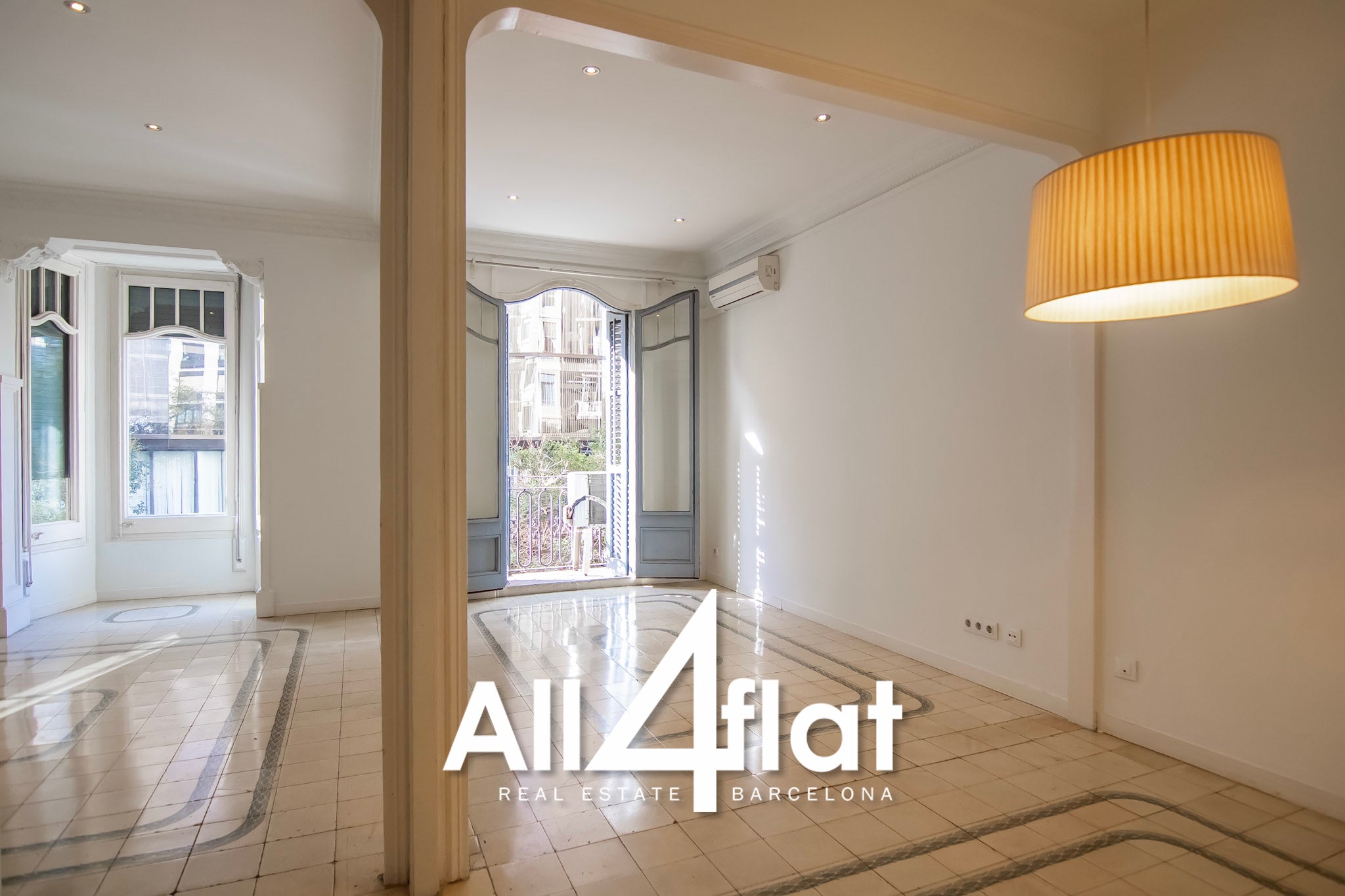 Rue Muntaner - Réf. : 003606 