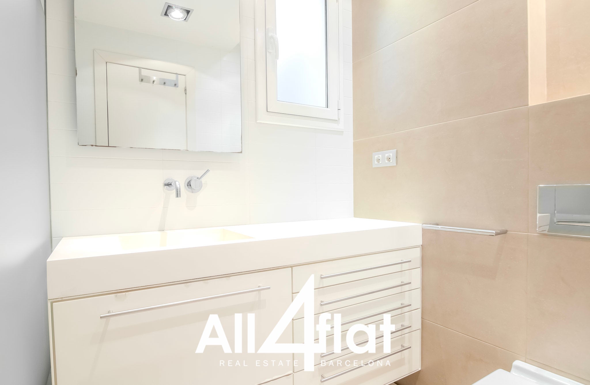 C/ Teodora Lamadrid - Ref: 003129NP