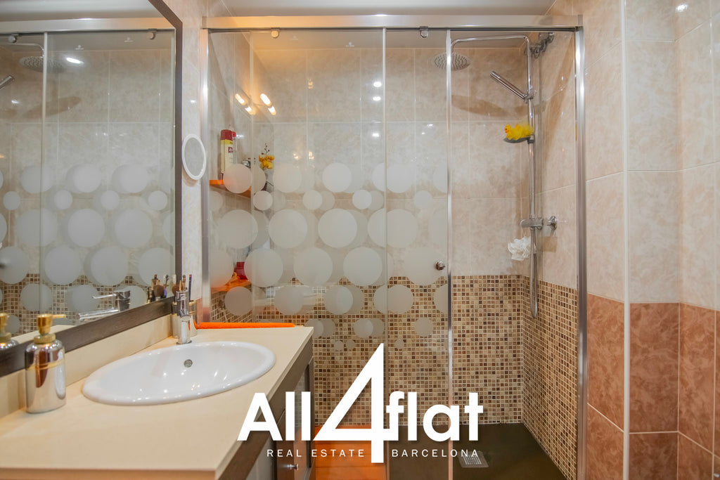 Avda Meridiana - Ref: 003555