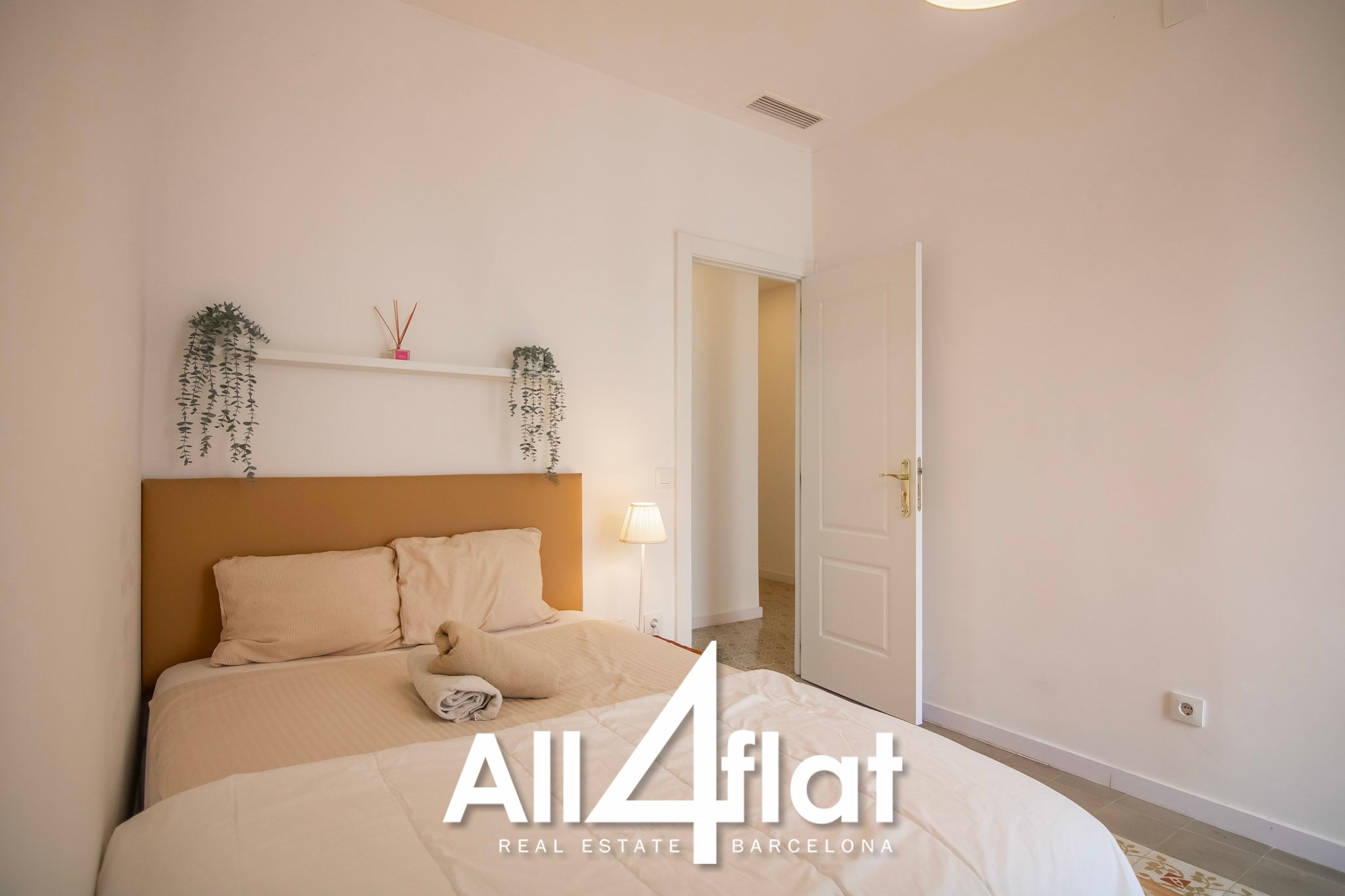 C/ Vilamarí - Réf. : 003586 