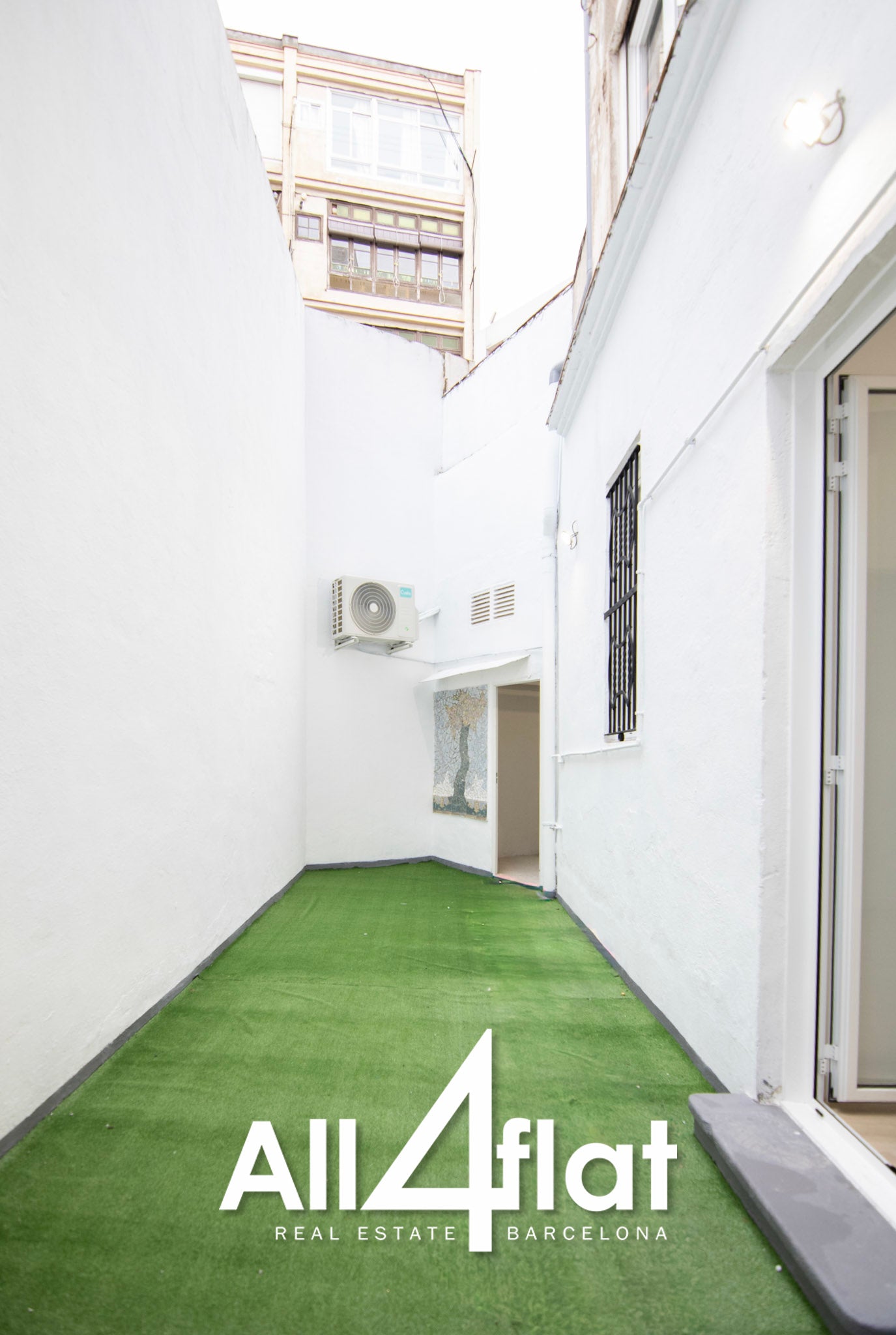 C/ Hostalfrancs - Réf. : 003600