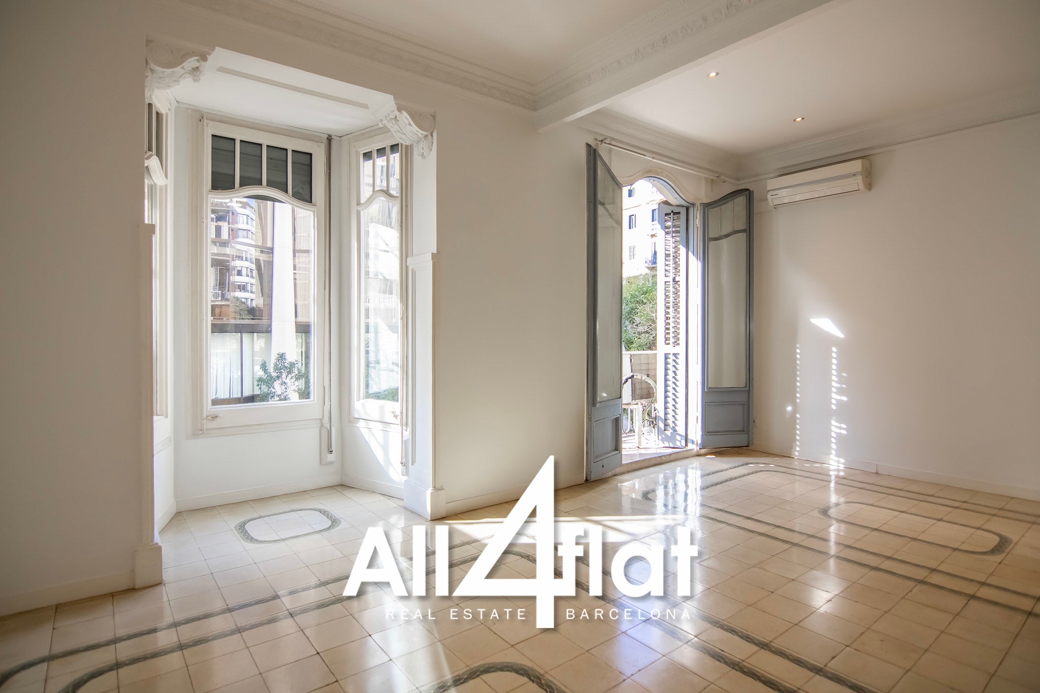 Rue Muntaner - Réf. : 003606 