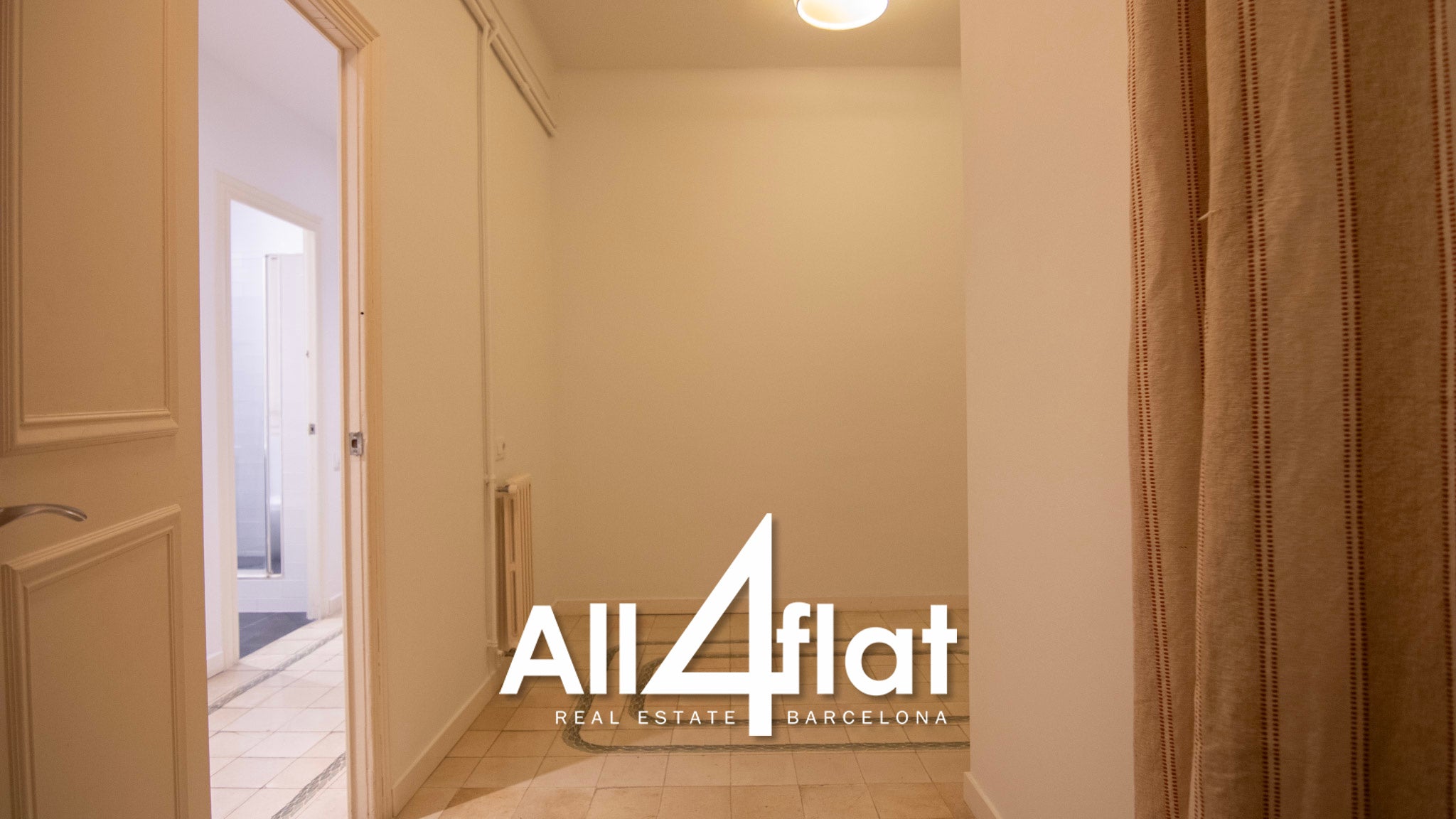 Rue Muntaner - Réf. : 003606 