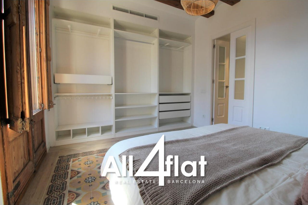 C/ Avinyó - Réf. : 00308H 