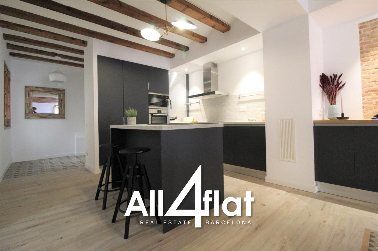 C/ Avinyó - Réf. : 00308H 