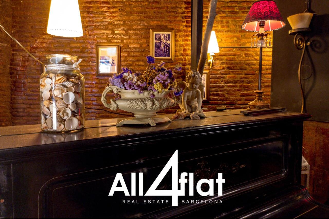 Avda Josep Tarradellas - Réf: 002744 