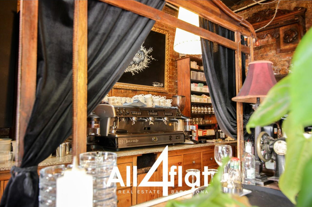 Avda Josep Tarradellas - Réf: 002744 