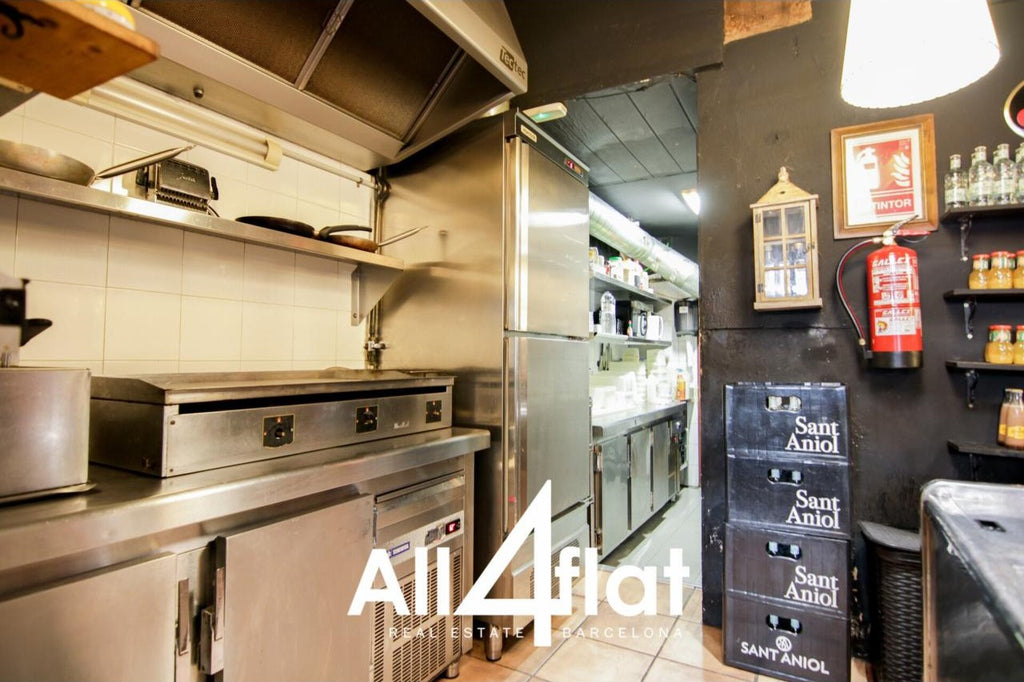 Avda Josep Tarradellas - Réf: 002744 