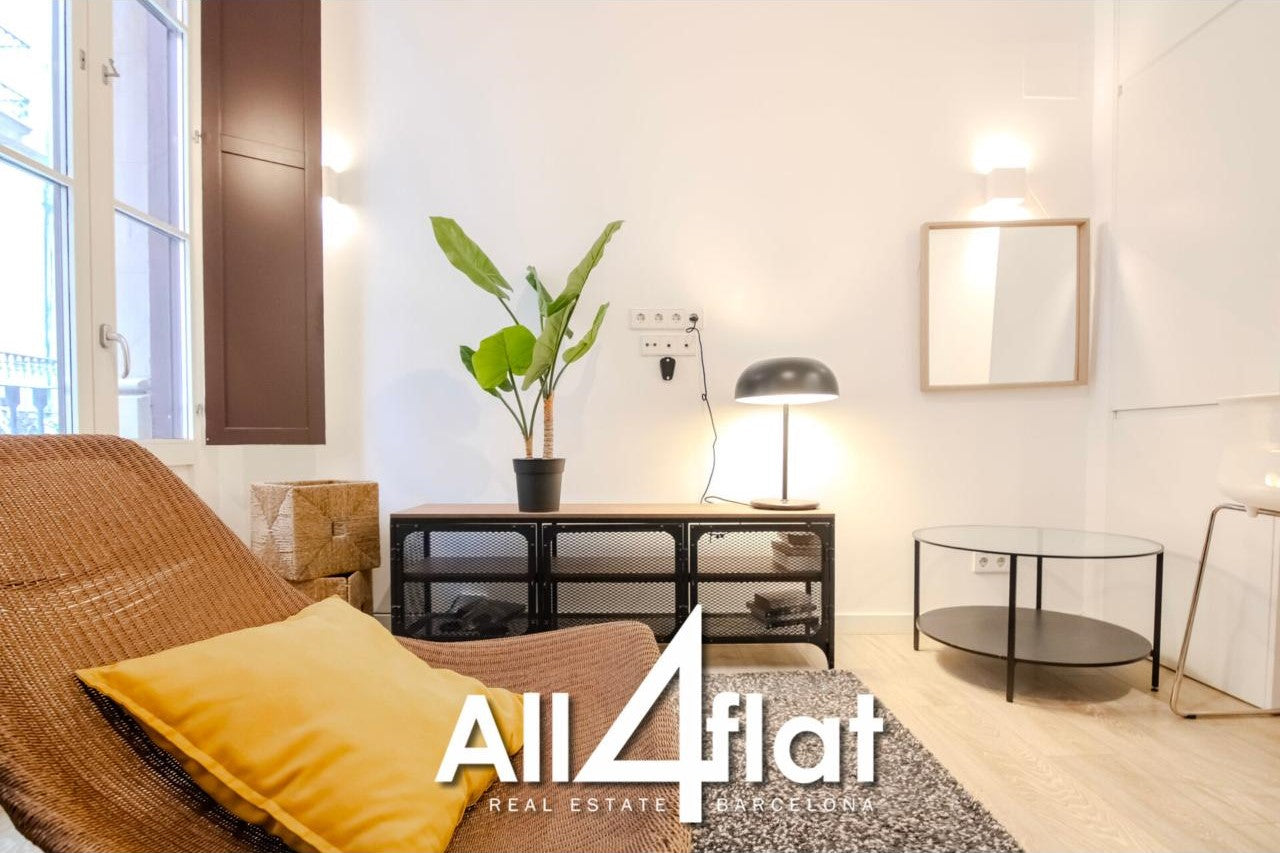 C/ Escudellers - Réf. : 003486 