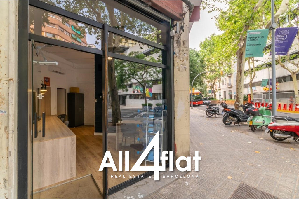 C/ Viladomat - Réf. : 001558E 