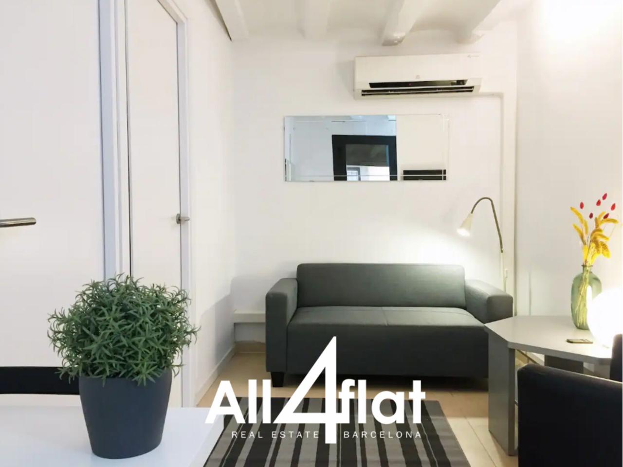 C/ Joaquin Costa - Réf. : 000640Q 