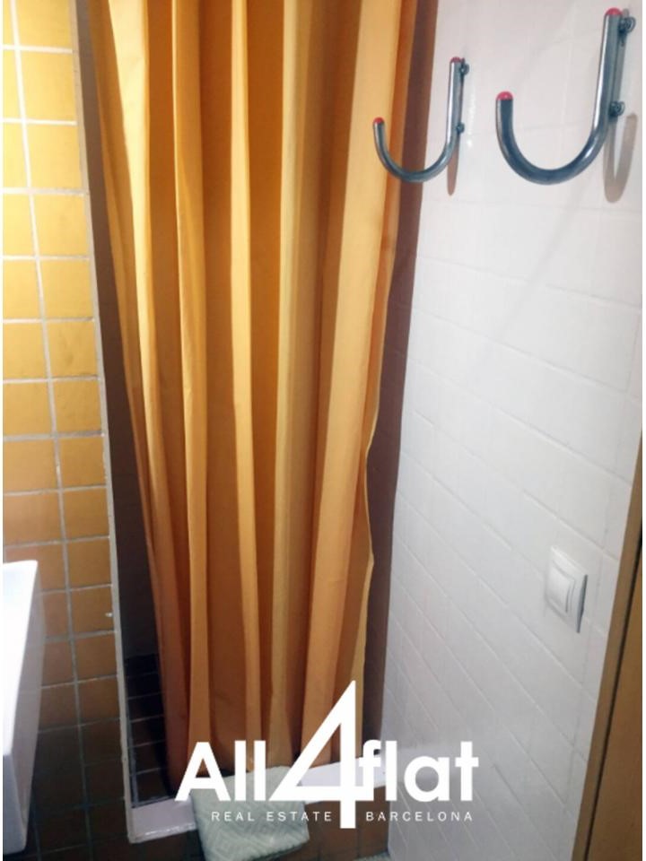 C/ Joaquin Costa - Réf. : 000639K 